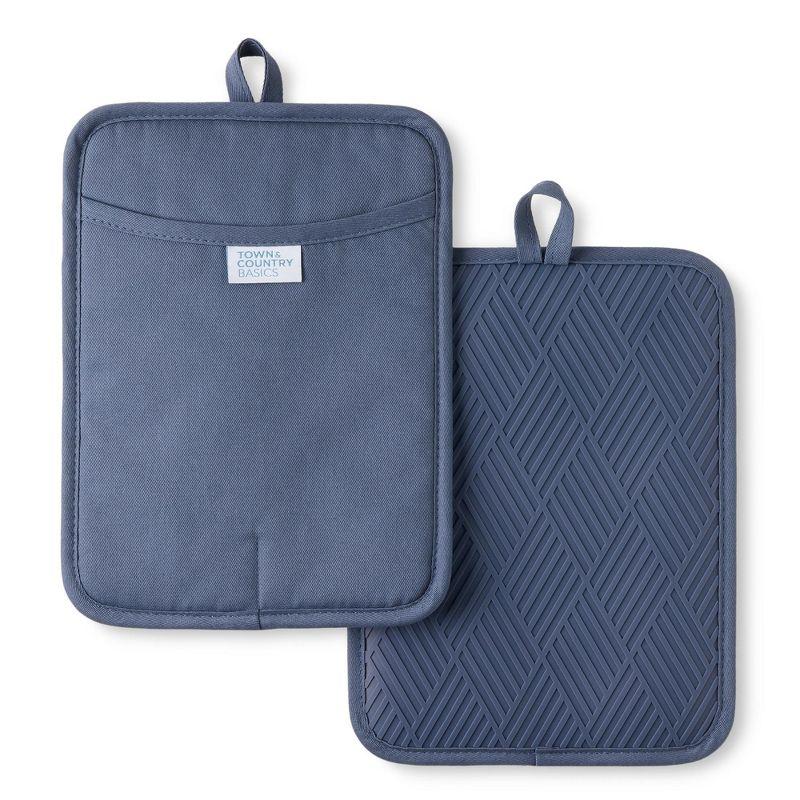 TOWN & COUNTRY BASICS Basketweave Soft Silicone Pot Holder 2-Pack Set, Heat Resistant up to 500F, Flexible Silicone, Non-Slip Grip, Blue, 7.5"x10"