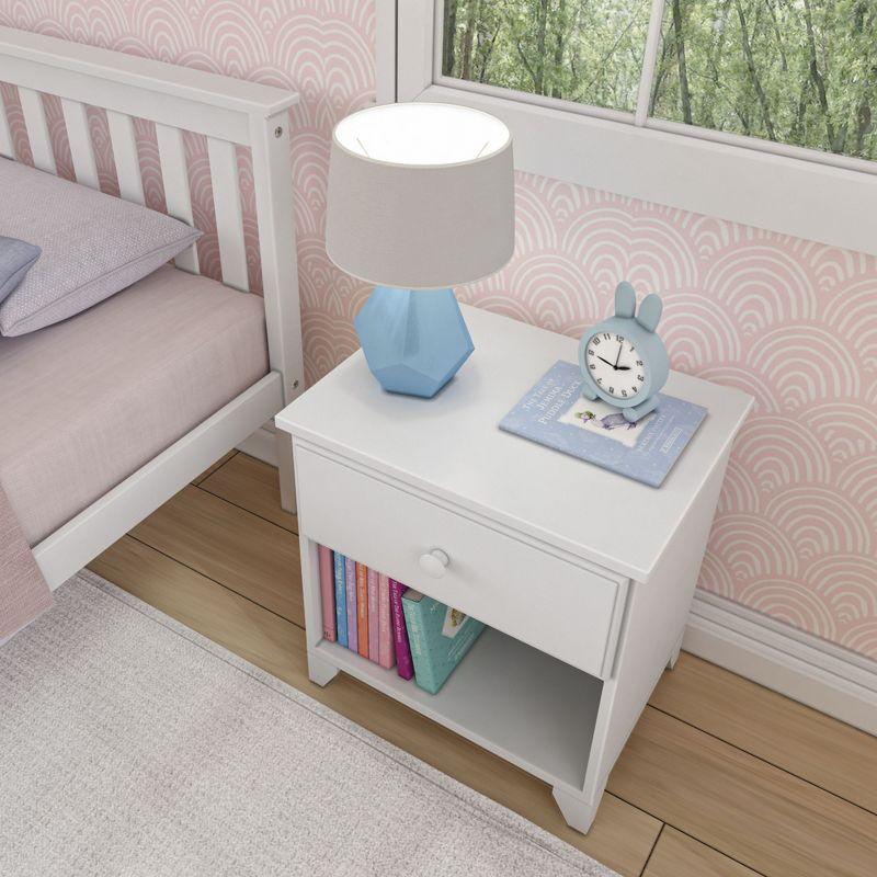 Max & Lily Classic Wood Nightstand with 1 Drawer, Kids Bedside Table/End Table, Small Nightstand for Bedroom, White