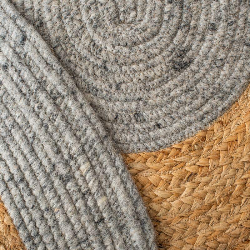 Braided BRD910 Hand Woven Indoor Area Rug - Grey/Natural - 6'x9' Oval - Safavieh