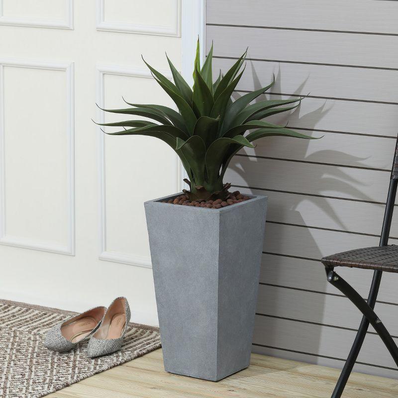 LuxenHome Square Tapered 18.5" H House Planters, Indoor & Outdoor Black