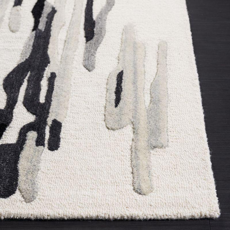 Rodeo Drive RD858 Hand Tufted Area Rug  - Safavieh