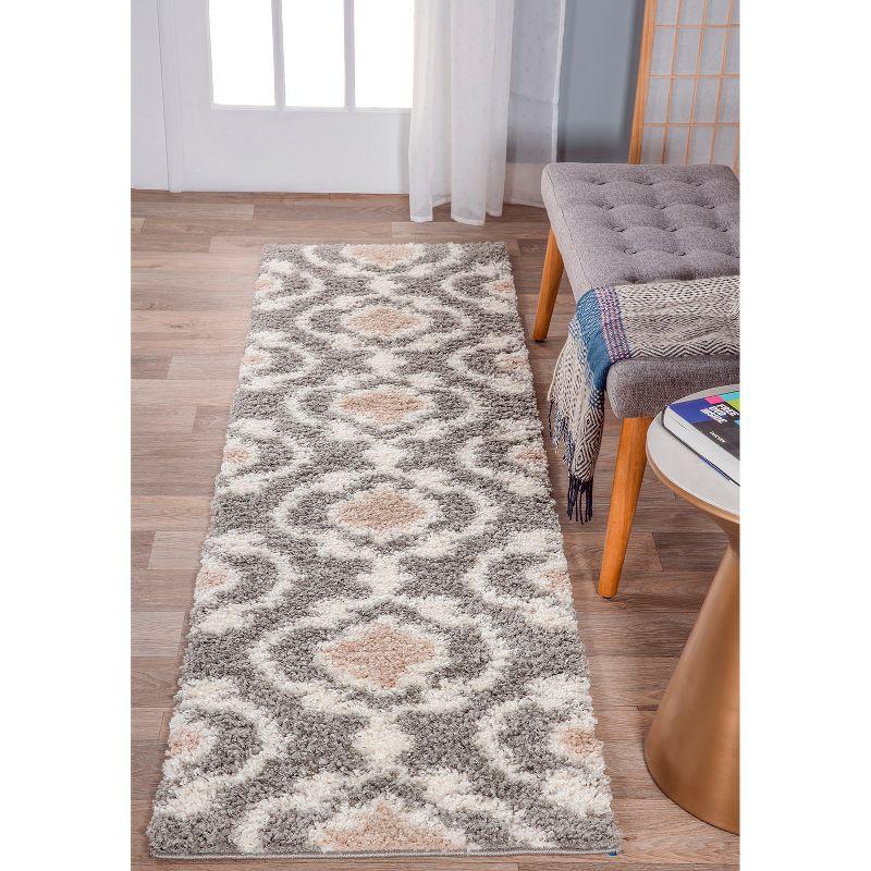 Luxurious Gray/Cream Moroccan Trellis Shag Runner Rug 2' x 7'2"