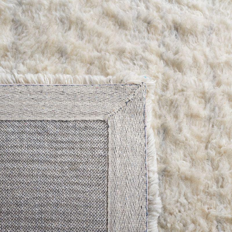 Casablanca CSB703 Hand Tufted Indoor Area Rug - Silver/Ivory - 6'x6' - Safavieh