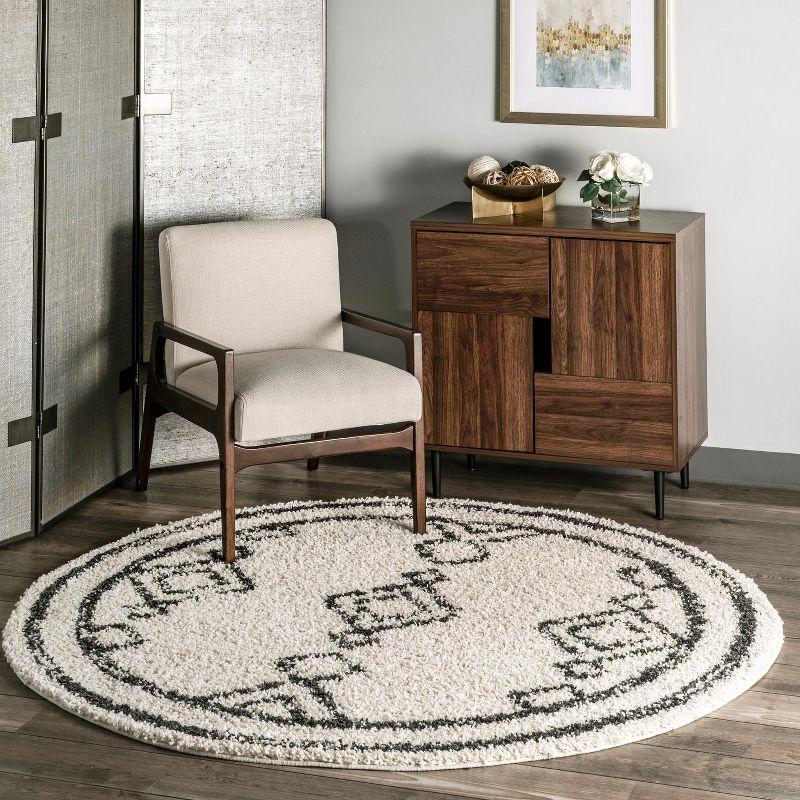 Nuloom Mira Diamond Drop Moroccan Area Rug