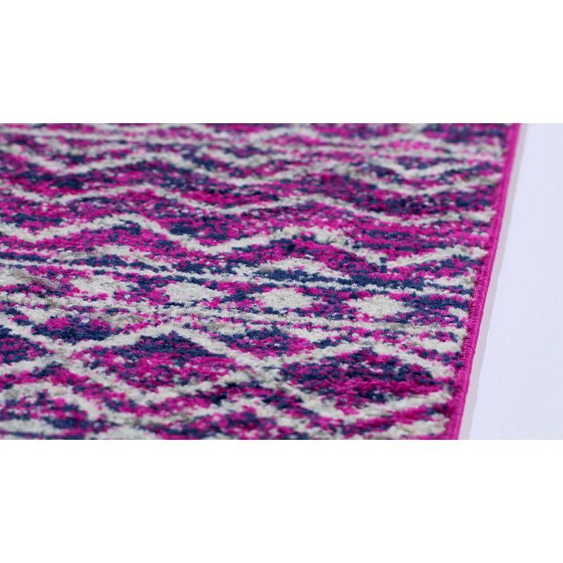 Madison MAD606 Power Loomed Indoor Accent Rug - Fuchsia/Navy - 3'x5' - Safavieh.