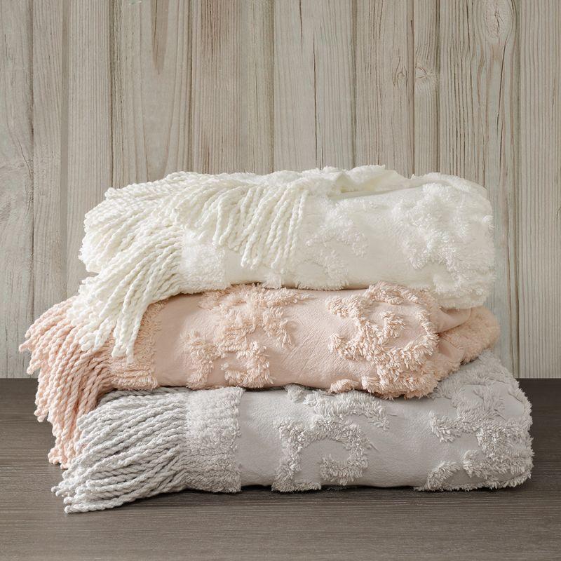 Chloe 100% Cotton Tufted Chenille Lightweight Throw With Fringe Tassel