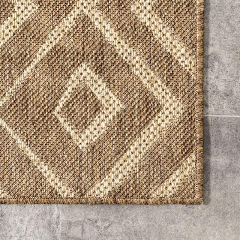 Nuloom Sammi Trellis 5x8 Indoor/Outdoor Area Rug for Living Room Patio Deck Front Porch Kitchen, Brown/Ivory
