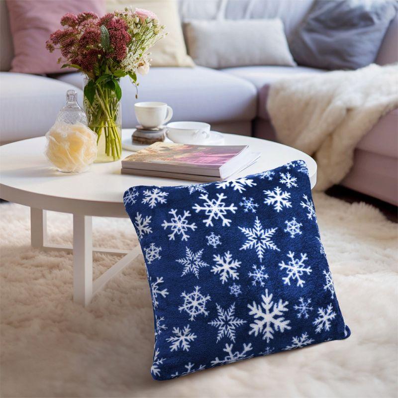 PAVILIA Set of 2 Throw Pillow Covers, Decorative Velvet Square Cushion Cases for Bed Sofa Couch Bedroom Living Room, Snowflake Blue/18 x 18