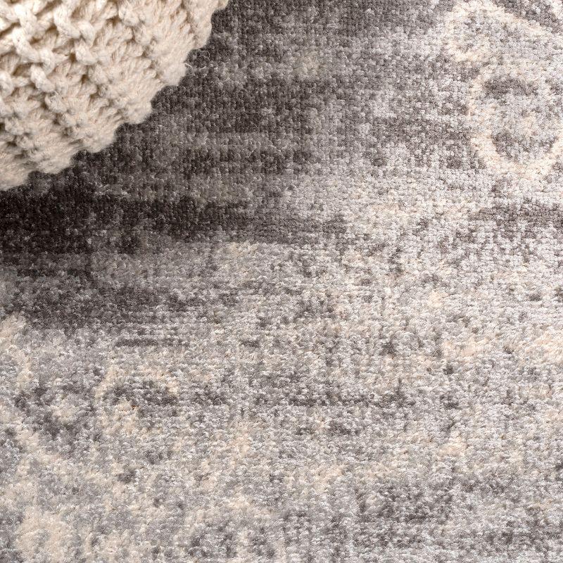 4'x6' Minori Filigree Medallion Area Rug, Light Gray/Cream - JONATHAN Y