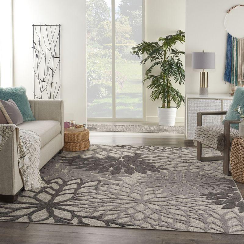 Nourison Aloha Floral Bloom Flatweave High-Low Indoor Outdoor Area Rug Silver Grey 7' x 10'