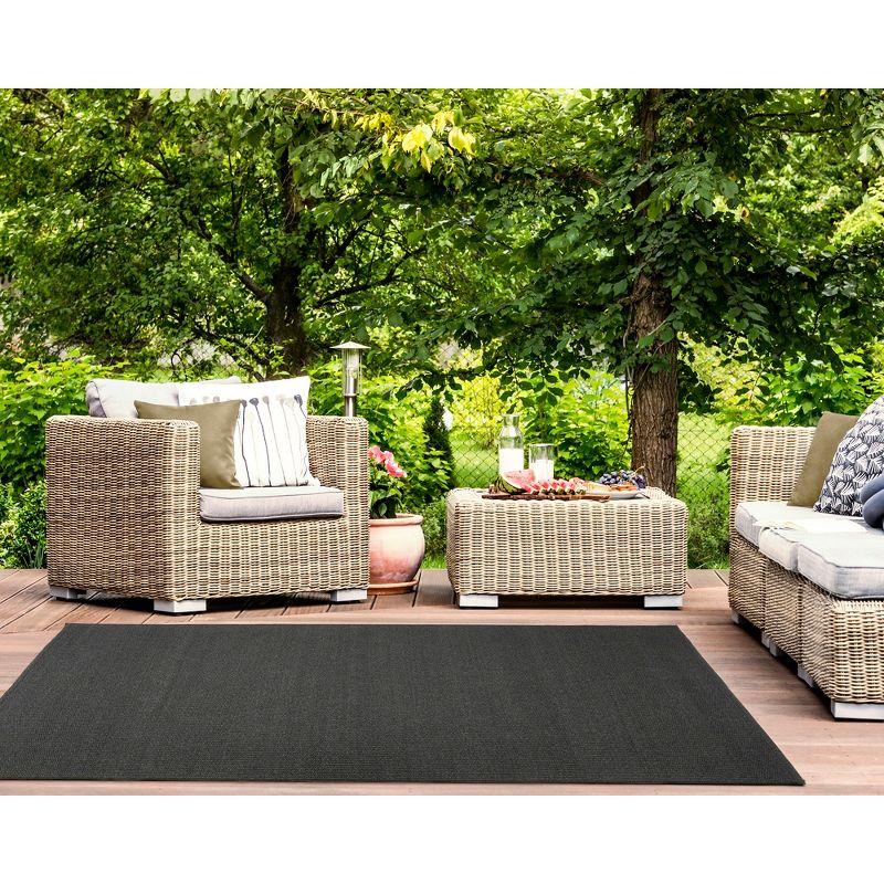 Charcoal Flat Woven Reversible Indoor/Outdoor Rug 5' x 7'