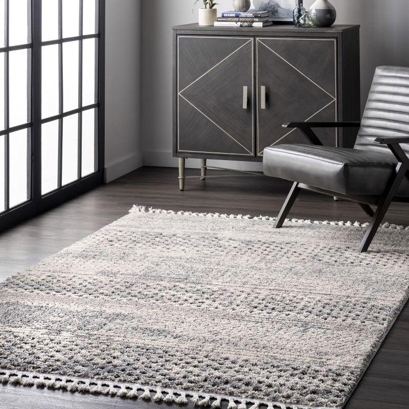 Nuloom Lira Solid 4x6 Indoor Area Rug for Living Room Bedroom Dining Room Kitchen, Grey/Ivory