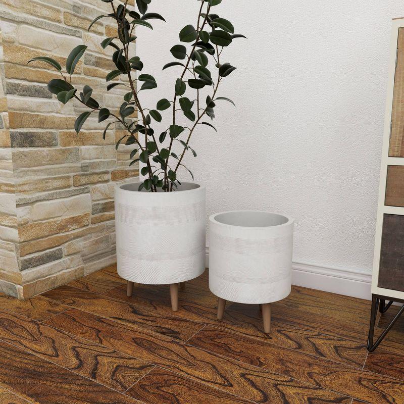 Set of 2 White Fiberclay Planters with Wooden Legs