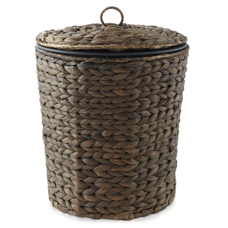 Casafield Water Hyacinth Trash Can with Lid and Liner, Woven Waste Basket for the Bathroom, Bedroom, Laundry Room, Home Office