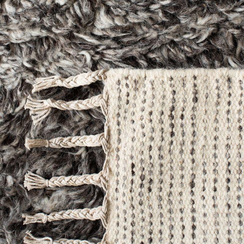 Aitkin Hand Woven Wool Solid Color Rug