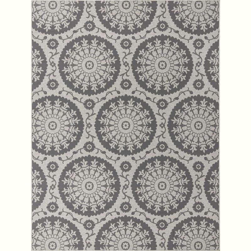 Unique Loom Outdoor Botanical Collection Area Rug - Medallion (9'  x 12' Rectangle Gray/Silver)