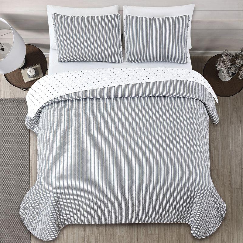 Nora No Striped Quilt Set