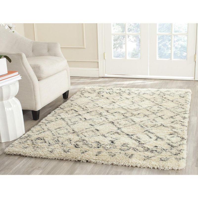 Casablanca CSB845 Hand Tufted Area Rug  - Safavieh