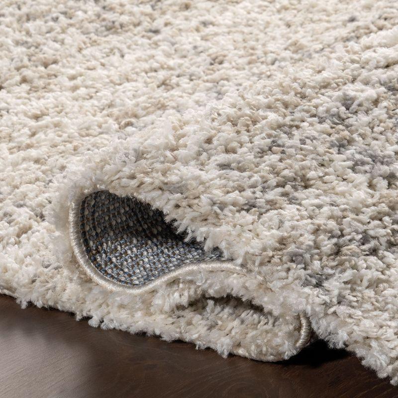 Nuloom Brooke Shag Tasseled Indoor Area Rug