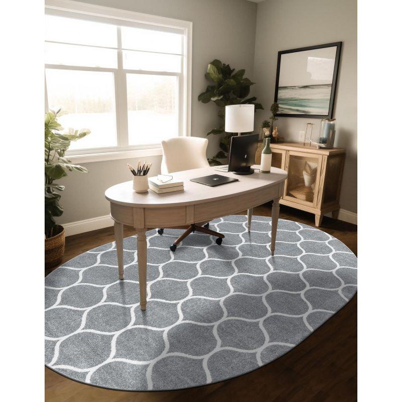 Unique Loom 7' 10 x 10' 0 Trellis Frieze Rounded Light Gray Area Rug
