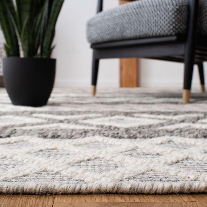 Vermont VRM211 Hand Woven Area Rug - Ivory/Dark Grey - 3'x5' - Safavieh.