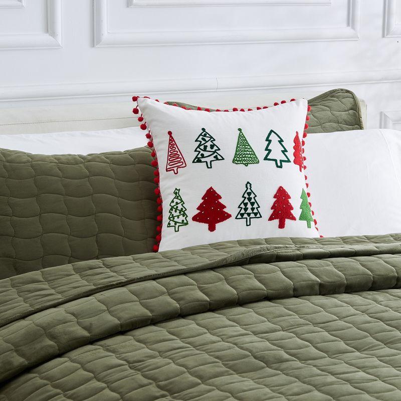 Christmas Holiday Embroidered Throw Pillow - Great Bay Home (Colorful Embroidered Tree, 18" x 18")