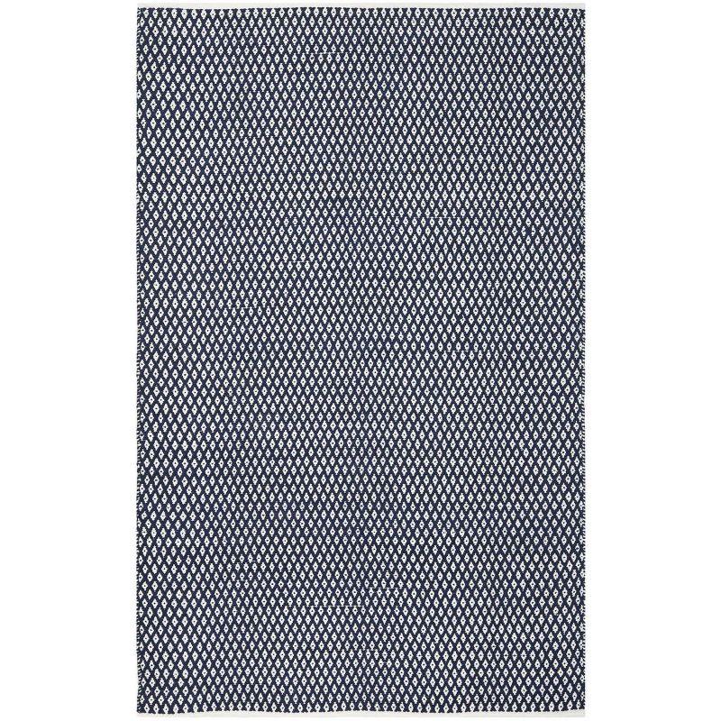 Boston BOS685 Power Loomed Area Rug - Navy - 5'x8' - Safavieh.