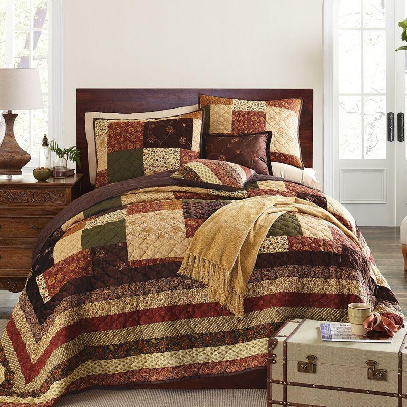 BrylaneHome Autumn Fall Harvest Salem Bedspread Bedding Collection