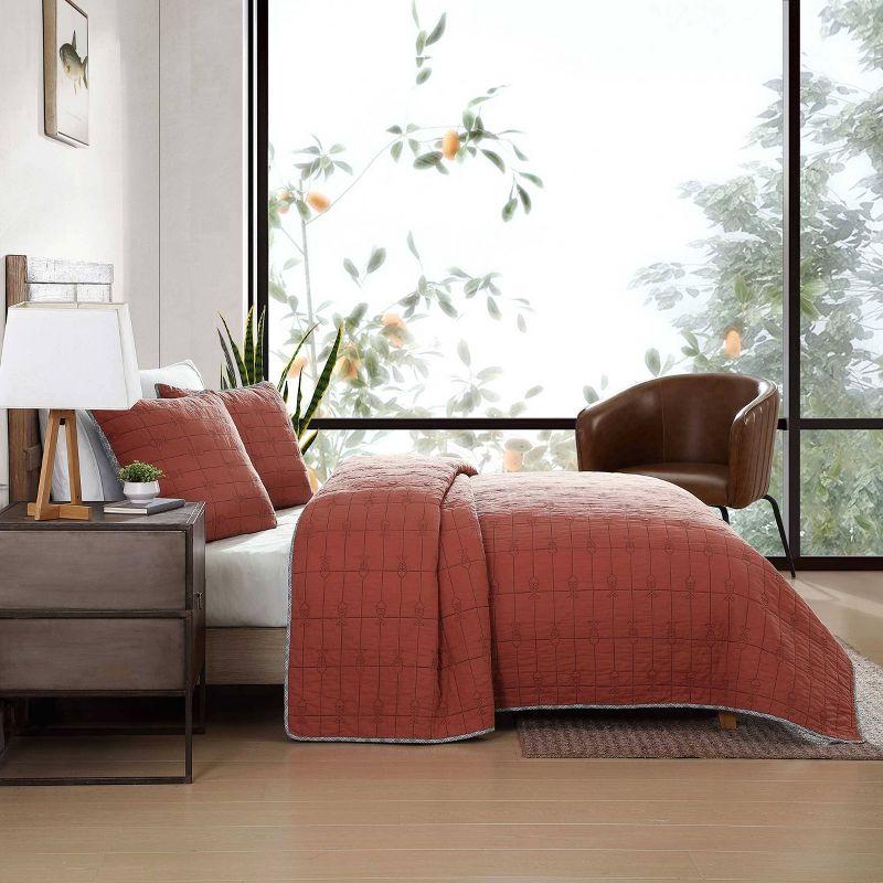 King Gray and Terracotta Cotton Reversible Quilt Set