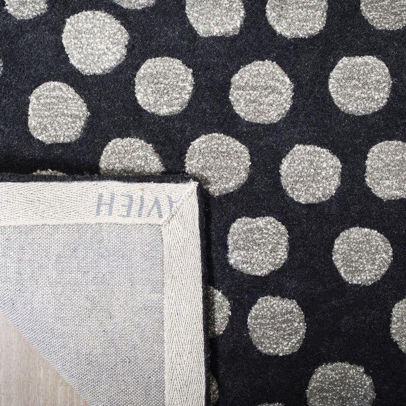 Soho SOH654 Hand Tufted Indoor Accent Rug - Dark Grey - 2'6"x4' - Safavieh