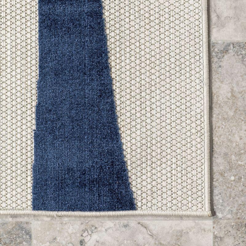 Nuloom Yolande Abstract Indoor/Outdoor Area Rug