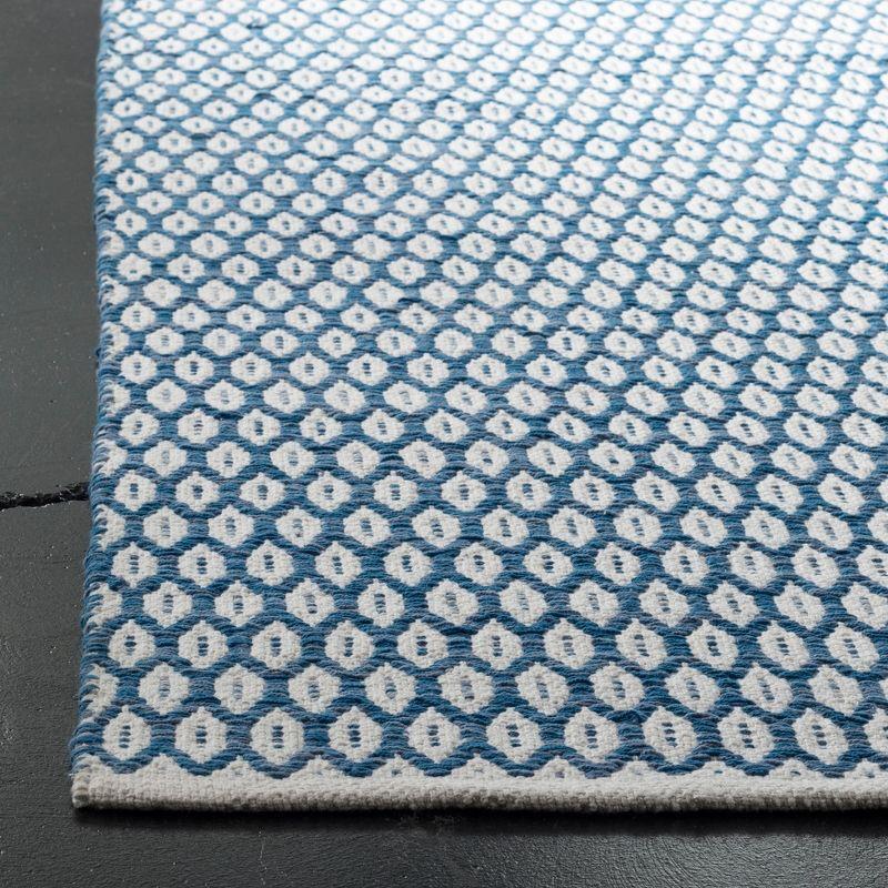 Montauk MTK608 Hand Woven Indoor Accent Rug - Blue/Ivory - 3'x5' - Safavieh