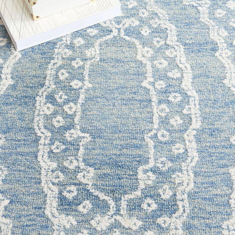 Ebony EBN306 Hand Tufted Indoor Area Rug - Ivory/Navy - 6'x9' - Safavieh