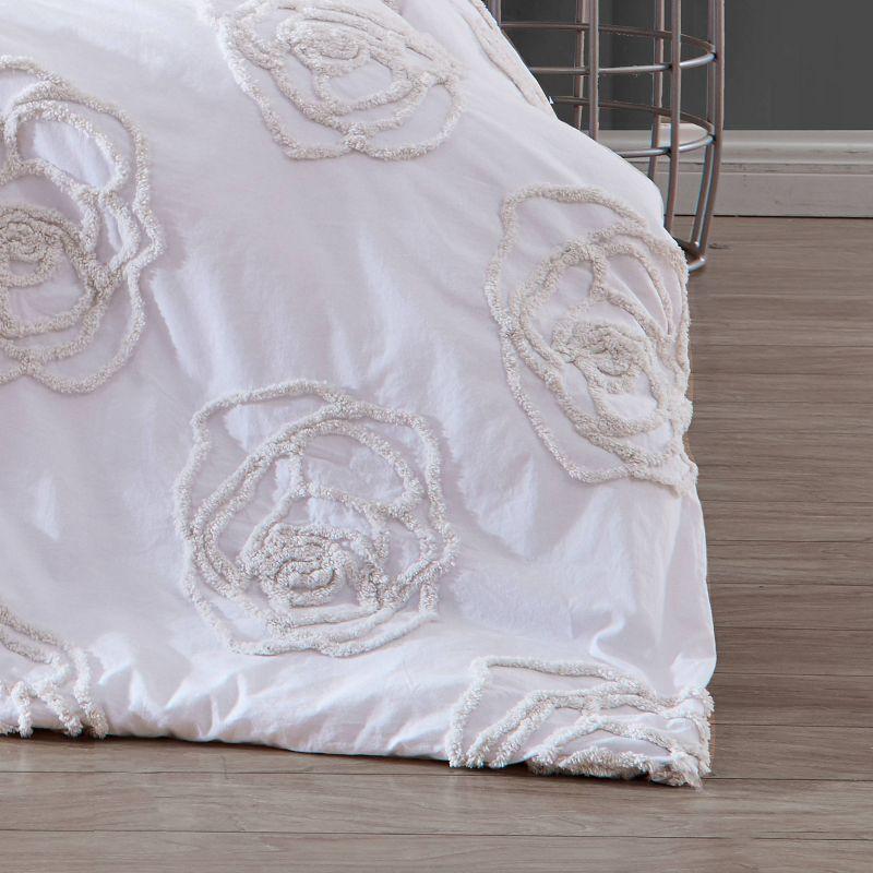 Betsey Johnson Betsey Johnson Rambling Rose Cotton Ivory Duvet Cover Set