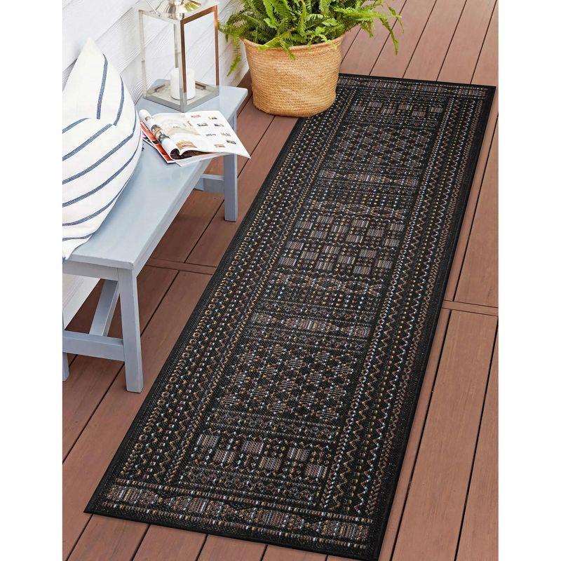 Liora Manne Avena Mosaic Stripe Indoor/Outdoor Rug Midnight 1'11" x 7'6"