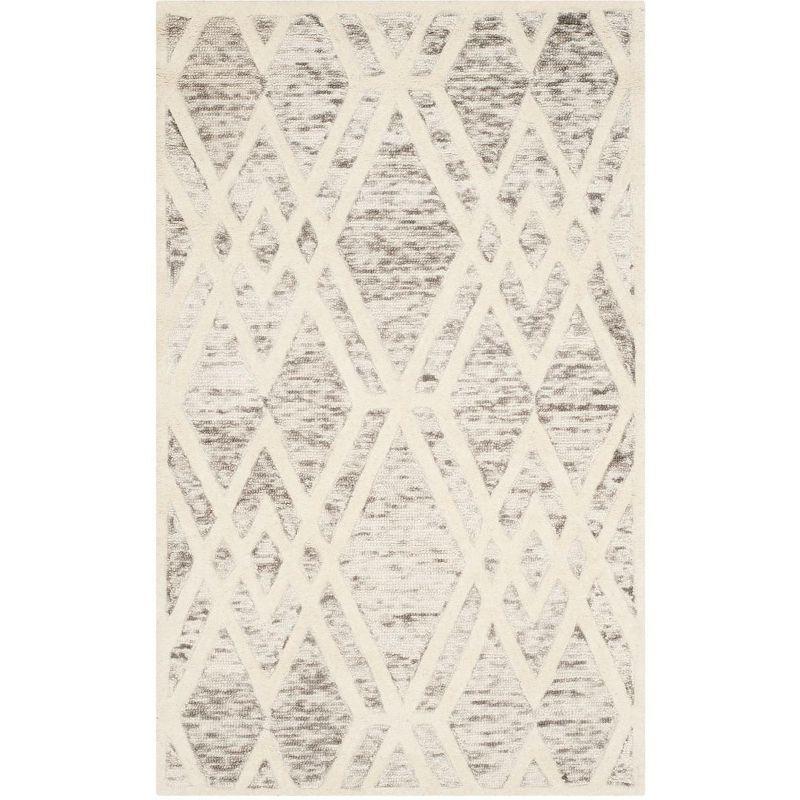 Hand-Tufted Elegance Wool Area Rug in Light Brown & Ivory, 4' x 6'