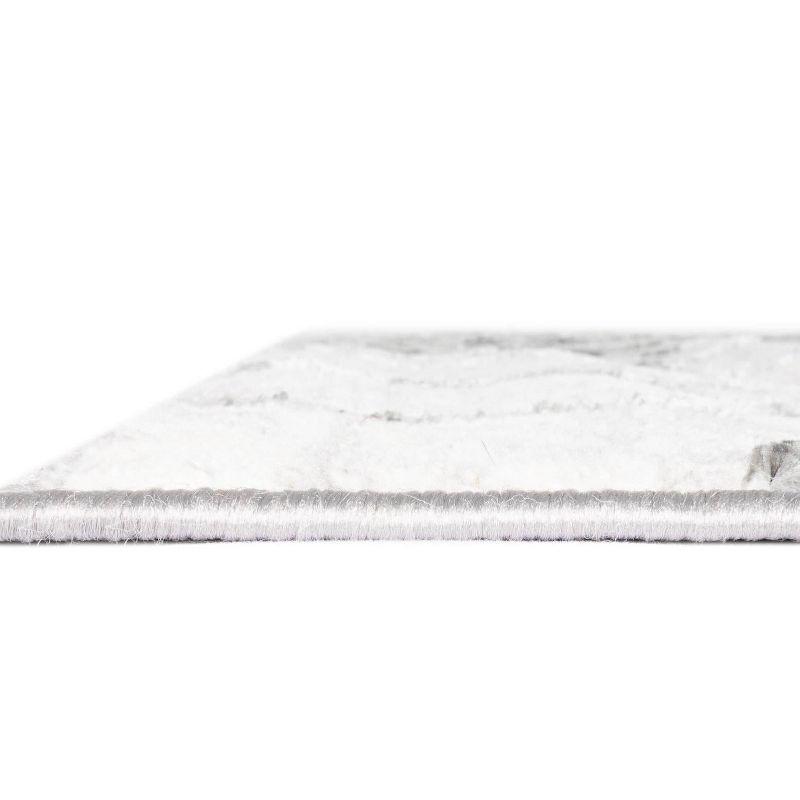 Unique Loom 7' 0 x 10' 0 White Matrix Trellis Tile Area Rug