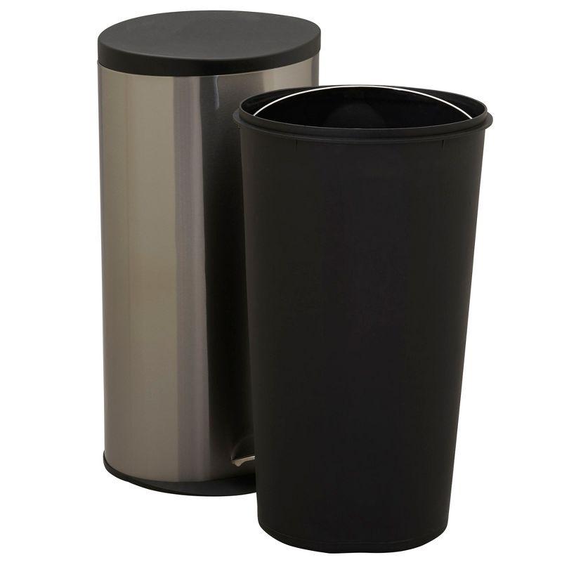 Savannah Step Trash Can, 30 Liter / 8 Gallon, Removable Plastic Liner, Soft Closure, Silver