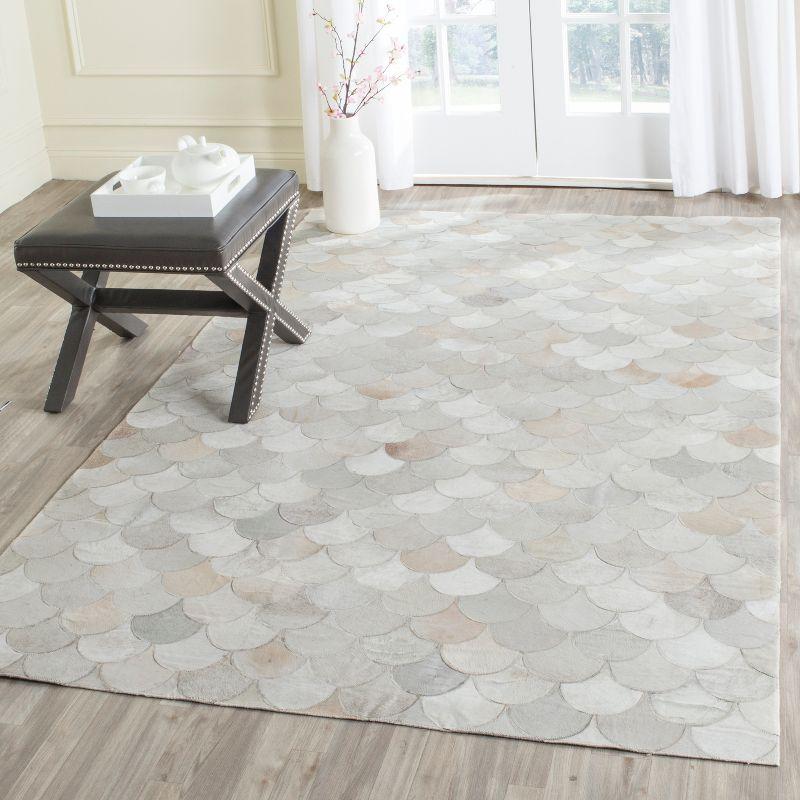 Studio Leather STL311 Hand Woven Area Rug - Ivory/Grey - 5'x8' - Safavieh.