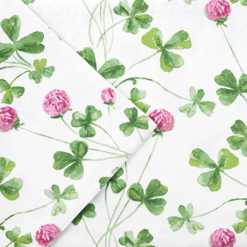 Clover Meadow White and Green Fabric Placemats, 13"x17.5", Set of 4