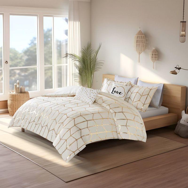 Isabelle 5-Piece Metallic Geometric Comforter Set