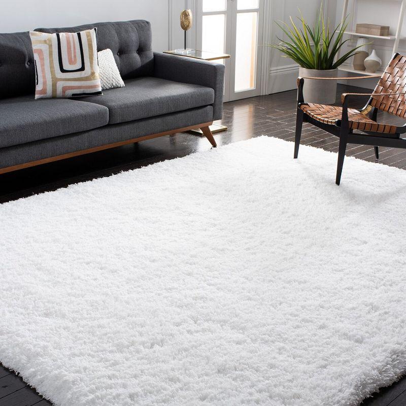 Polar Shag PSG800 Power Loomed Indoor Area Rug - 8'x10' - White - Safavieh