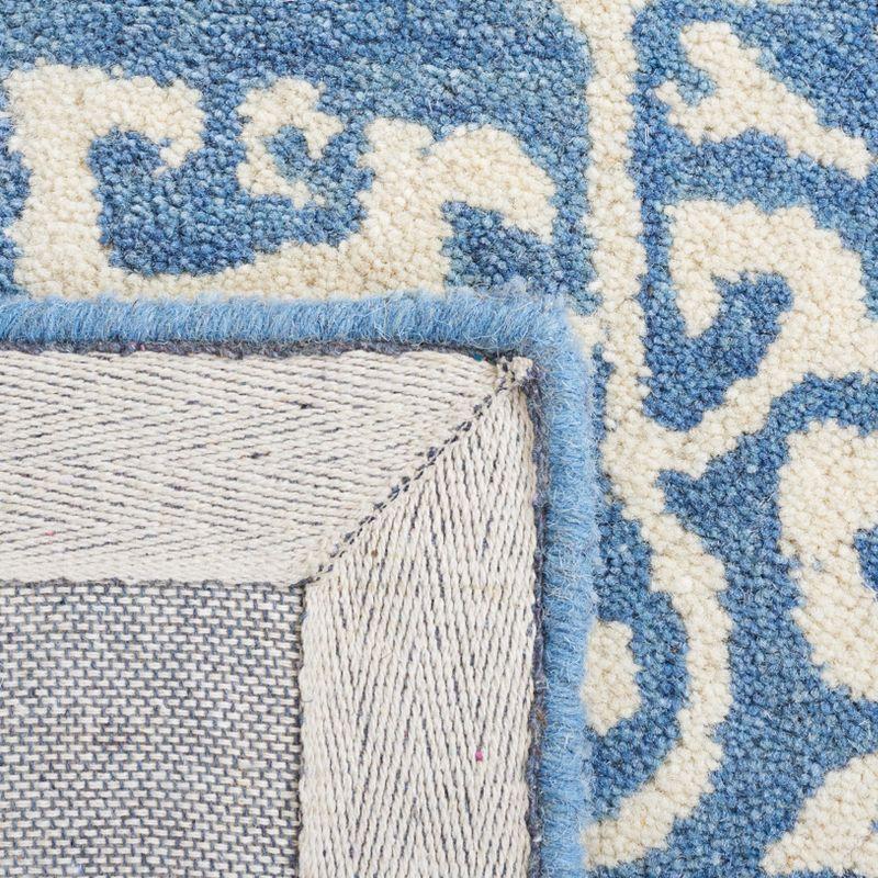 Antiquity AT860 Hand Tufted Indoor Area Rug - Blue/Ivory - 5'x8' - Safavieh
