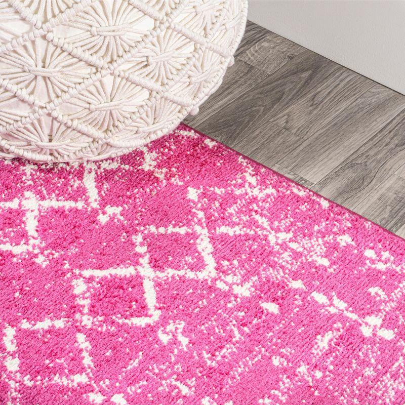 5' x 8' Moroccan HYPE Boho Vintage Diamond Area Rug, Fuchsia/Ivory - JONATHAN Y