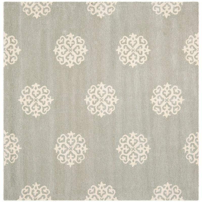 Soho SOH724 Hand Tufted Contemporary Area Rug  - Safavieh