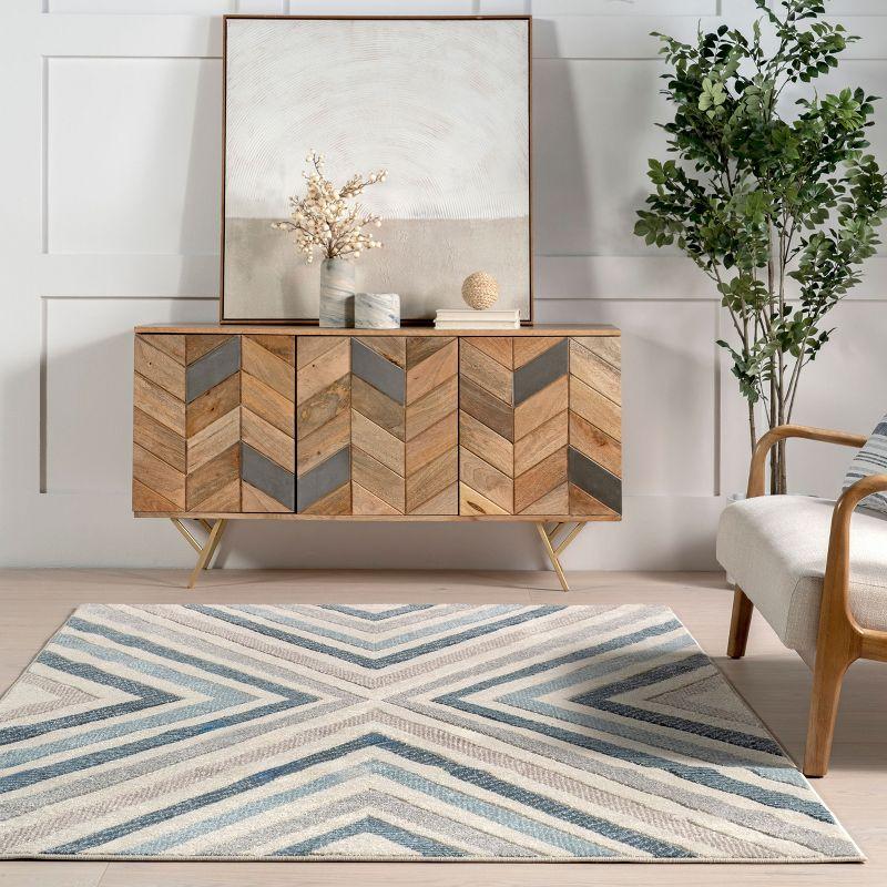 Nuloom Neveah Contemporary Chevron Indoor Area Rug