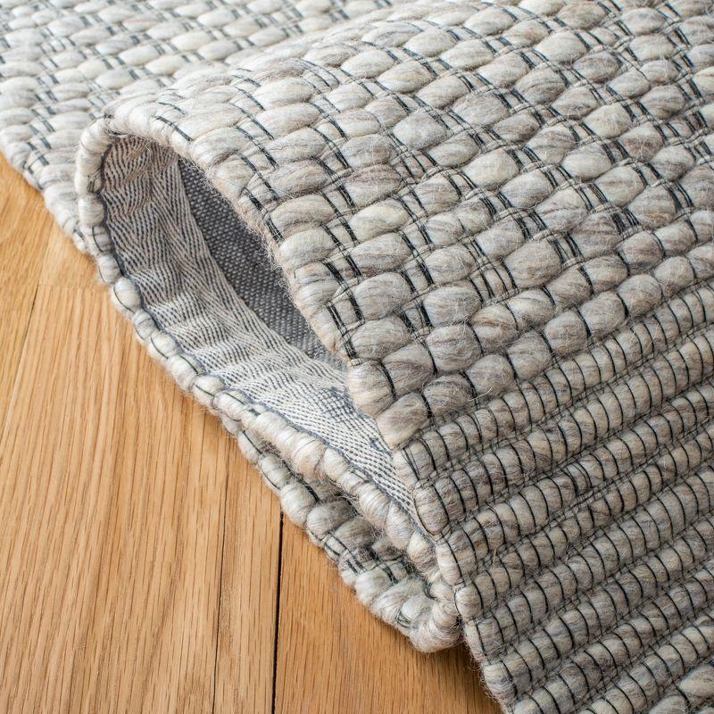 Marbella MRB554 Power Loomed Indoor Area Rug - Beige/Light Grey - 5'x8' - Safavieh