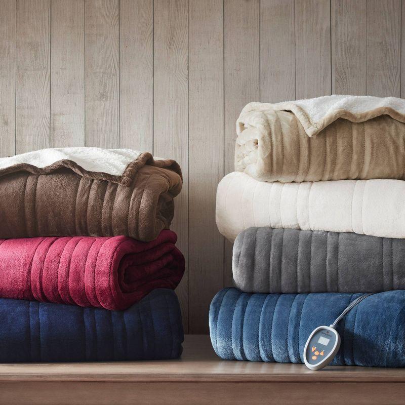 Woolrich Woolrich Heated Plush to Berber Grey Blanket Full