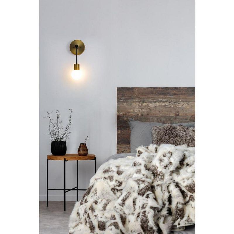 Z-Lite Neutra 1 - Light Wall Light in  Matte Black/Foundry Brass