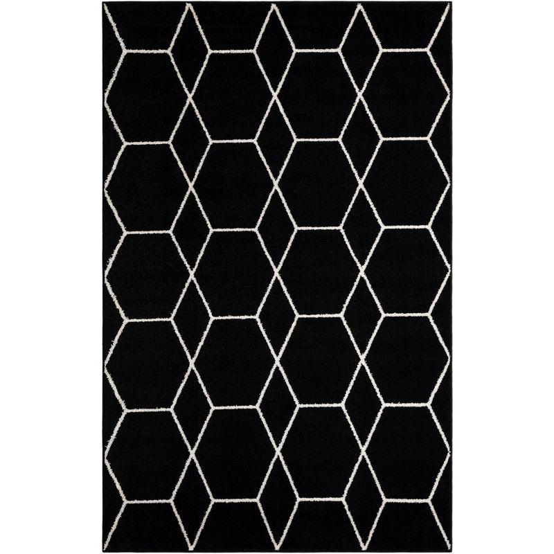 Geometric Trellis Frieze Rug in Black/Ivory - Easy Care, 5' x 8'